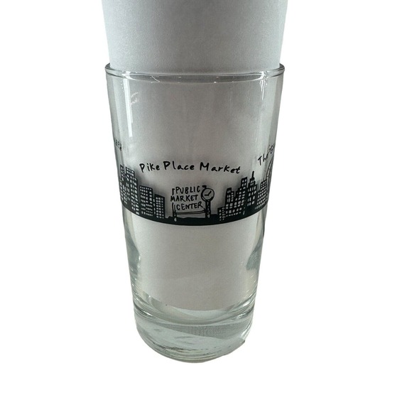 (2) Fishs Eddy 206 Juice Glasses Seattle Washington Skyline 6 oz. Barware - Picture 6 of 10